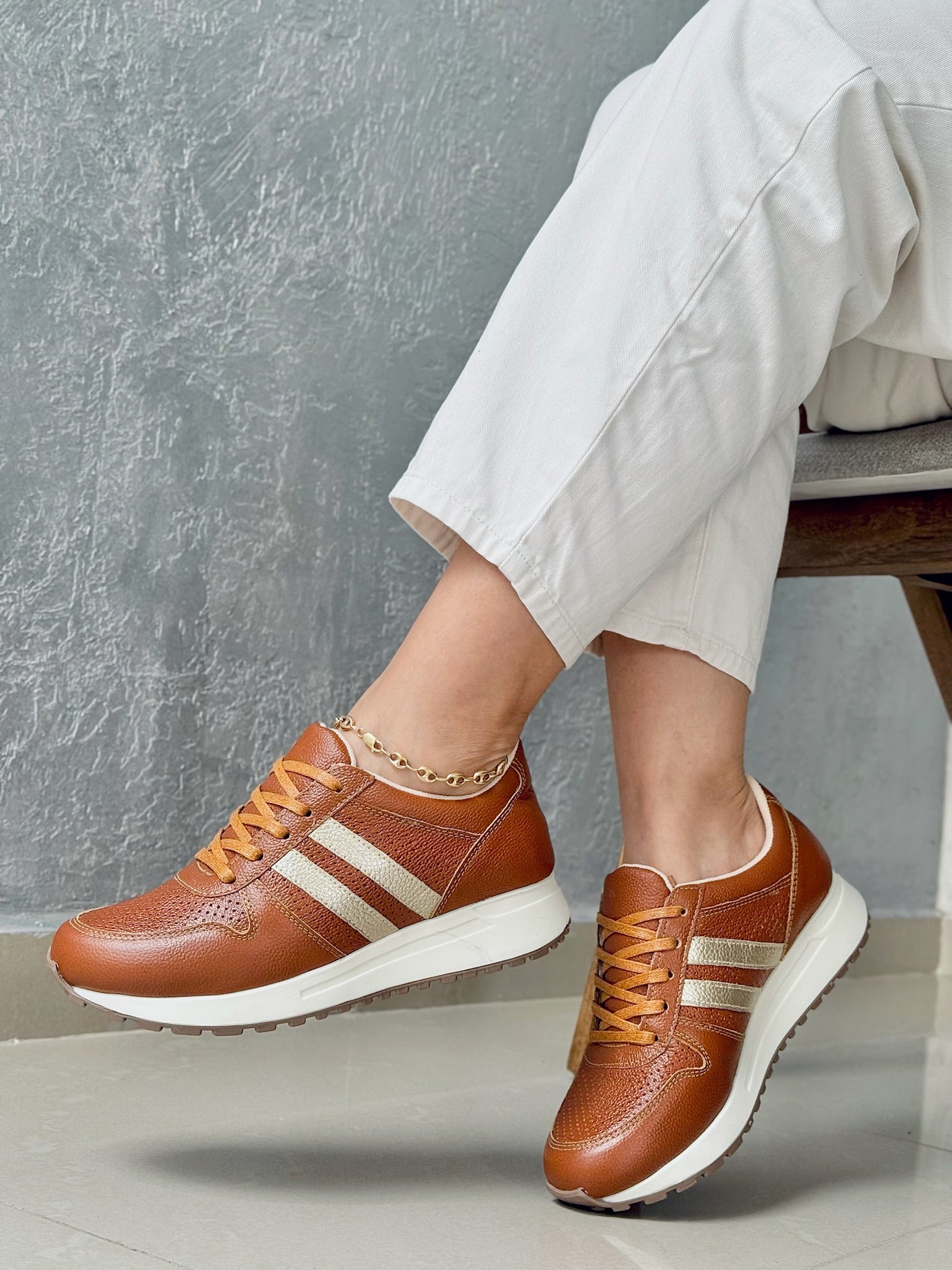 TENIS EN CUERO LONDON