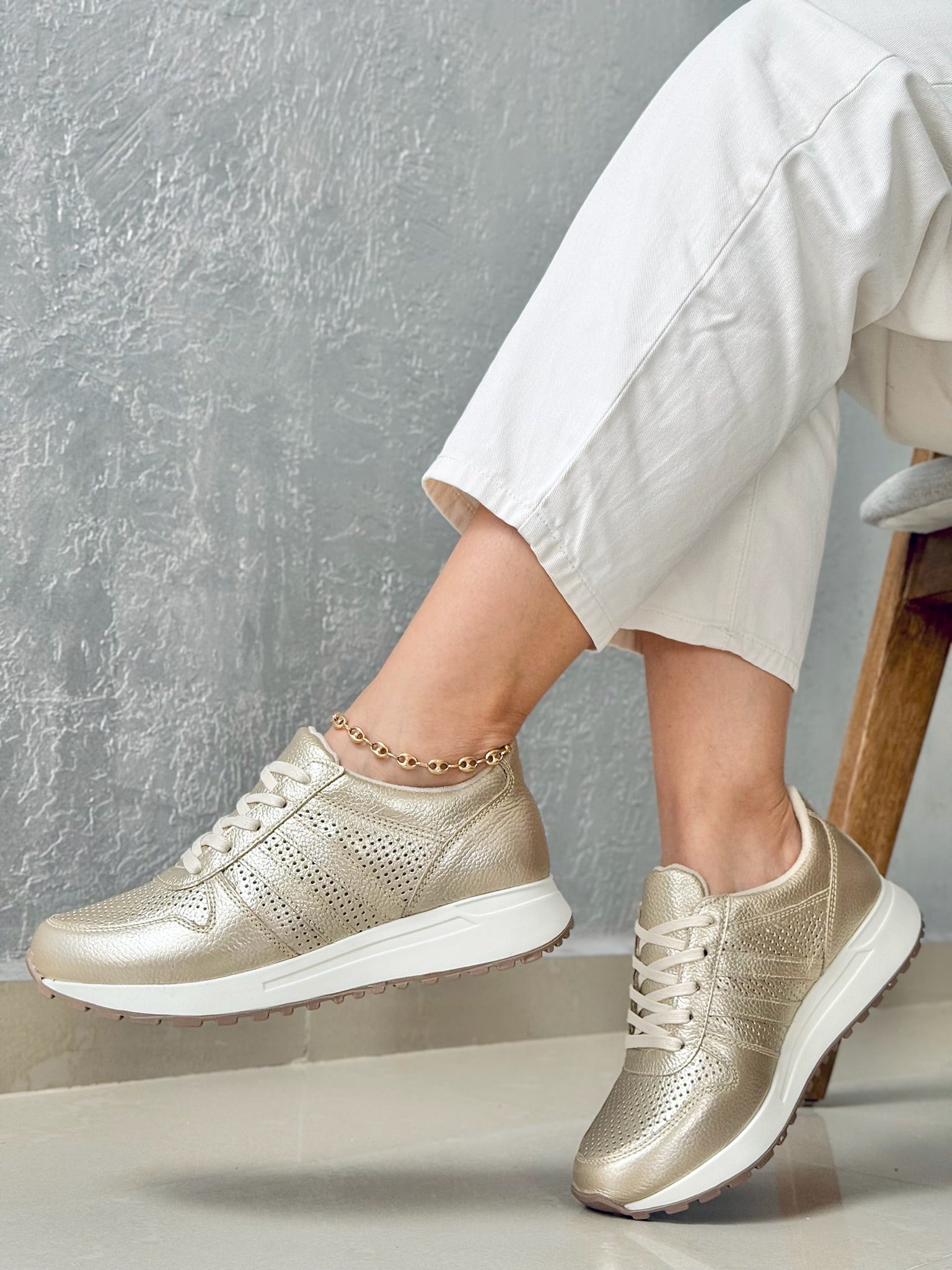 TENIS EN CUERO LONDON